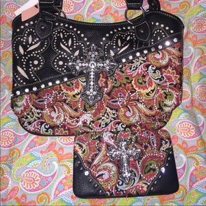 Woman’s paisley purse wallet set